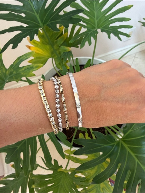 Jewelry - New white stainless steel Bangle with CZ stones size 19